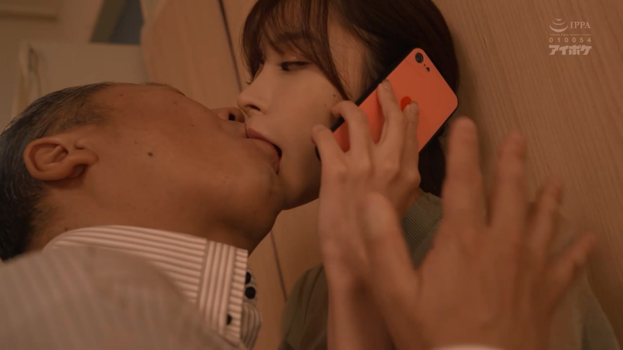 HEYZO-3128-FHD-華奢清楚18才、学費のために中出し了承 つるつる色白肌を紅潮させて痙攣イキ - りな